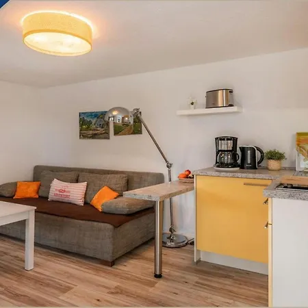 Bungalow 4 Apartment *
